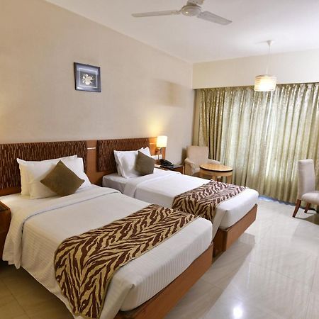 Pla Krishna Inn Tiruchirappalli Екстер'єр фото