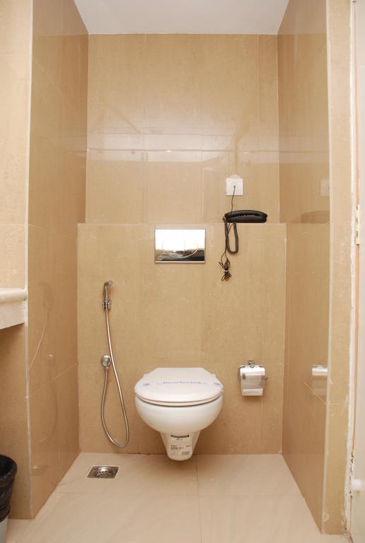 Pla Krishna Inn Tiruchirappalli Номер фото